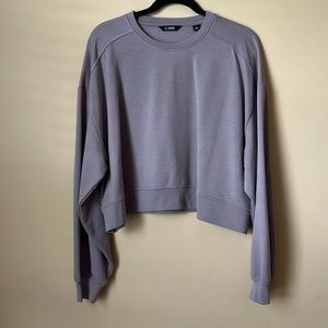 Crop Pullover Bundle. Women’s Large